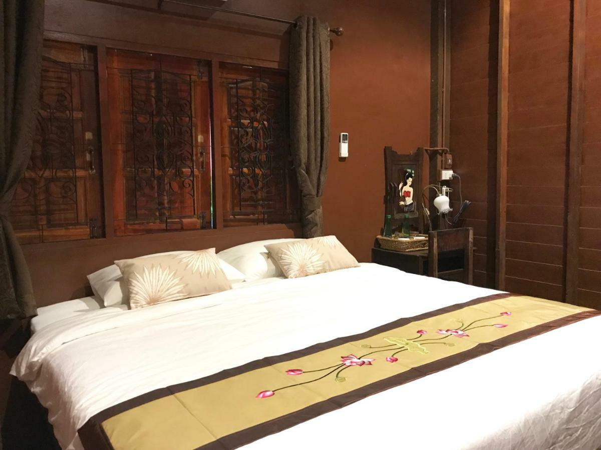 Reuan Vilawan Ratchaburi 외부 사진